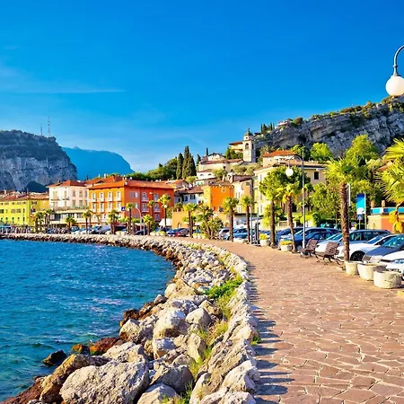 Villa Azzurra - - Happy